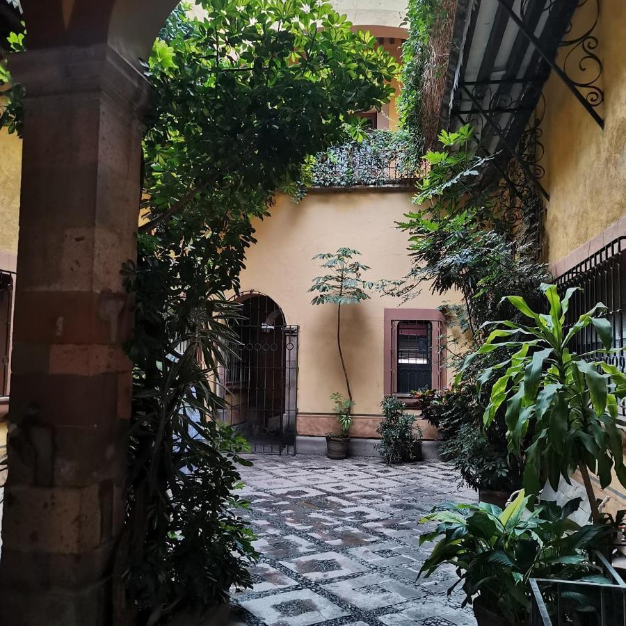 Cuarto Panchito ***Centro Historico*** Apartment เกเรตาโร ภายนอก รูปภาพ