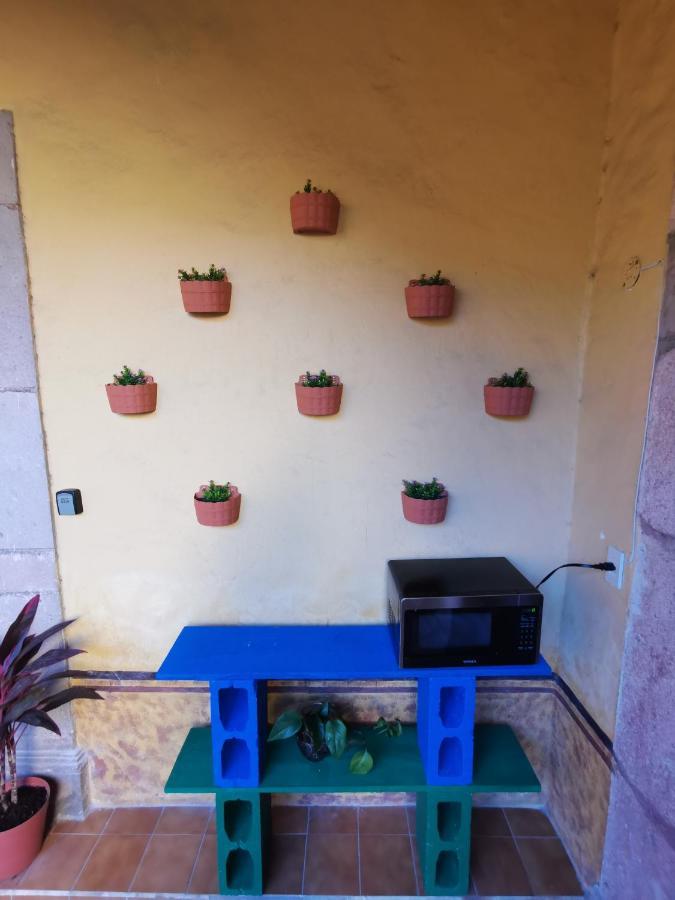Cuarto Panchito ***Centro Historico*** Apartment เกเรตาโร ภายนอก รูปภาพ