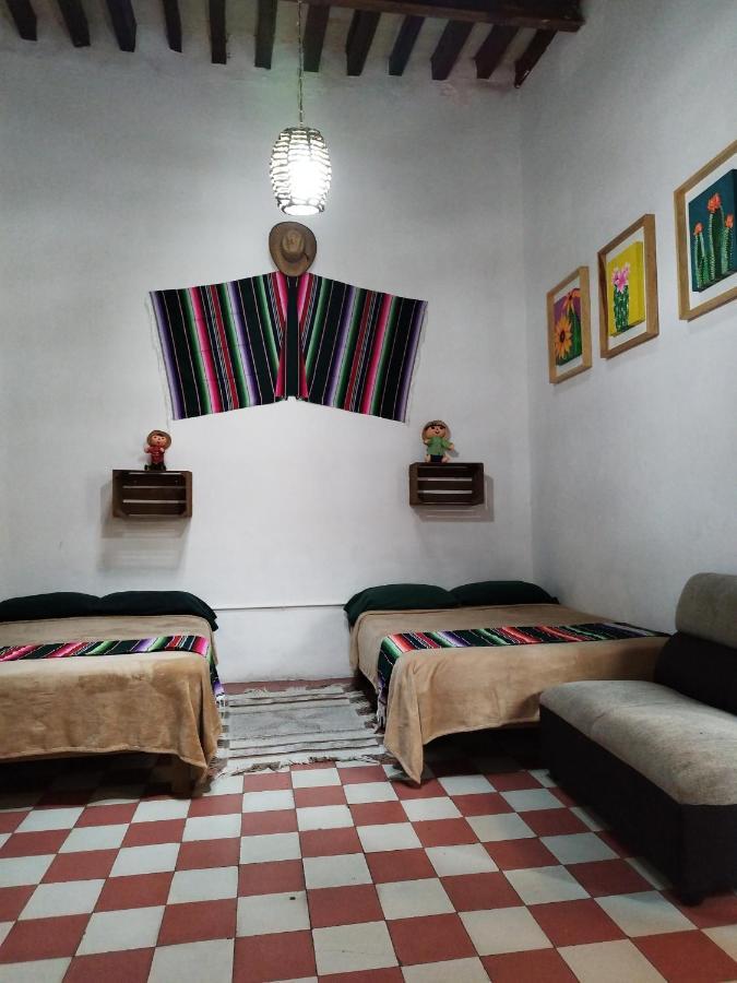 Cuarto Panchito ***Centro Historico*** Apartment เกเรตาโร ภายนอก รูปภาพ