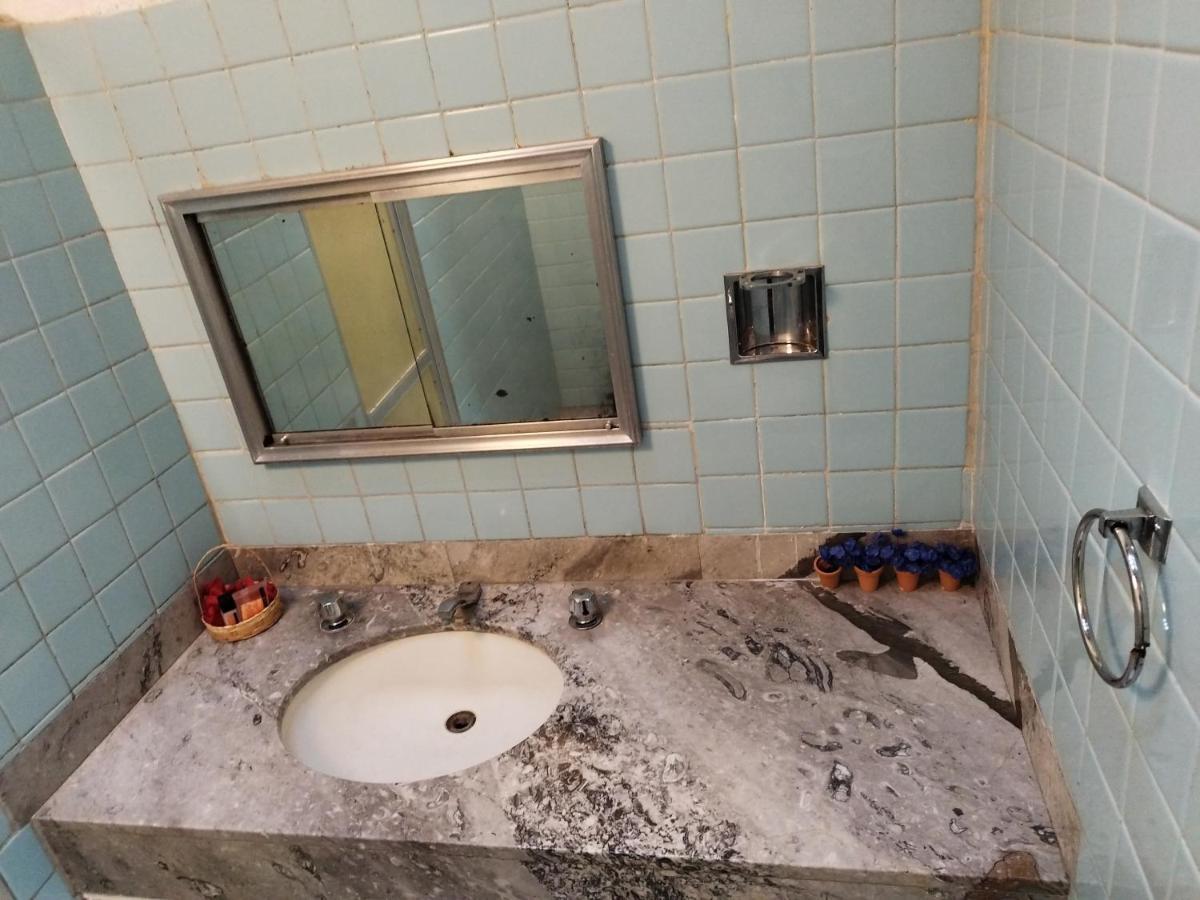 Cuarto Panchito ***Centro Historico*** Apartment เกเรตาโร ภายนอก รูปภาพ