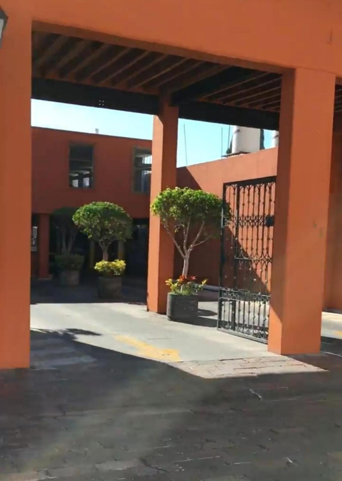 Cuarto Panchito ***Centro Historico*** Apartment เกเรตาโร ภายนอก รูปภาพ